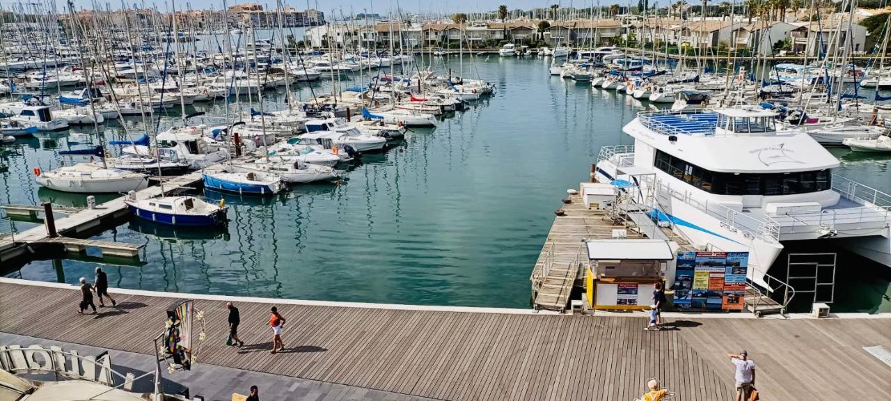 Studio Face Au Port Agde Bagian luar foto